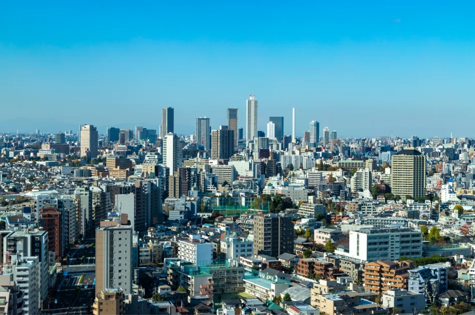 物件取得が困難で、新規参入が難しいエリアのイメージ写真。ビル群が広がっている。